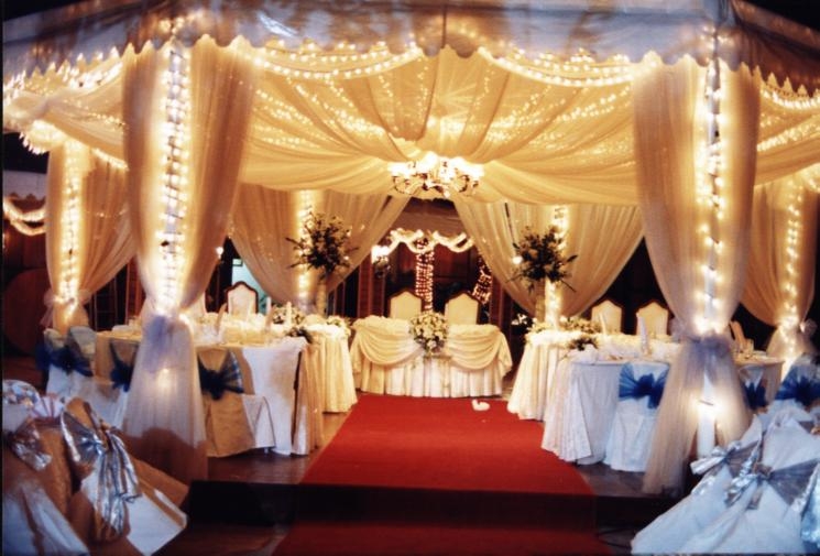 Senel Karlie Kim Marie blog catholic church wedding decoration ideas 